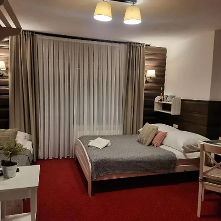 Gasthof Gosciniec Pod Wyciagiem - Karolina 3*